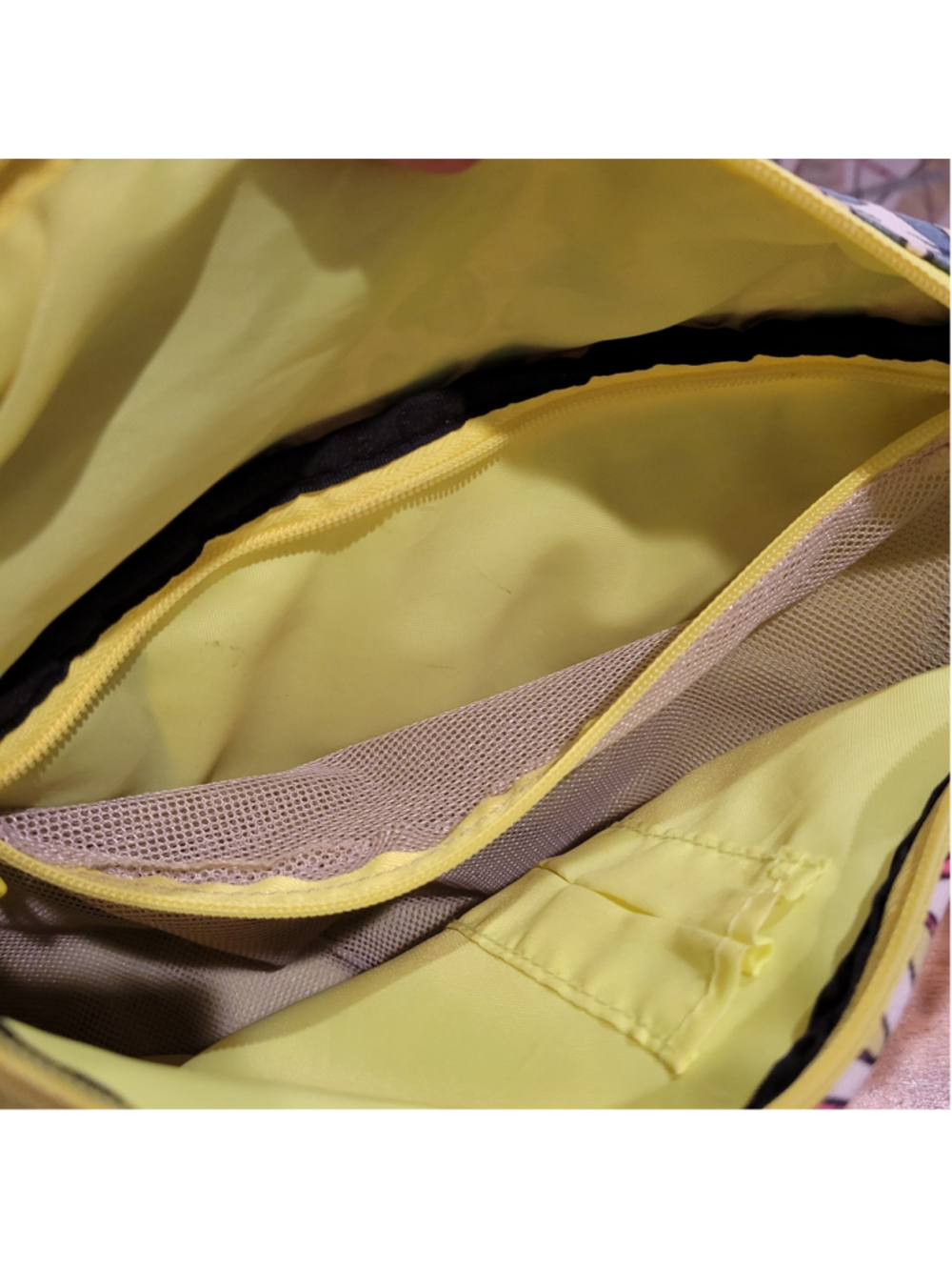 KAVU Paxton Pack Rope Sling Bag Crossbody Backpack Butterfly Print Yellow Blue - Picture 6 of 11